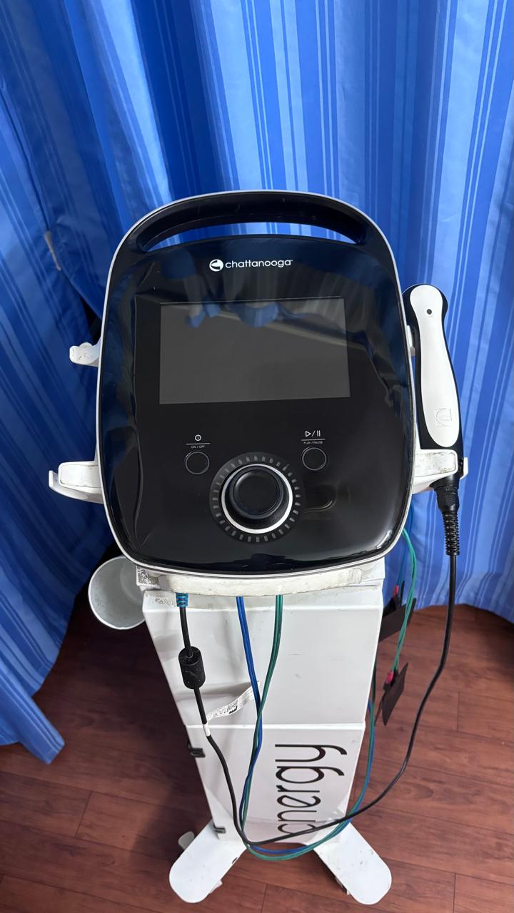 Combination therapy unit used at Sri Physiotherapy Clinic